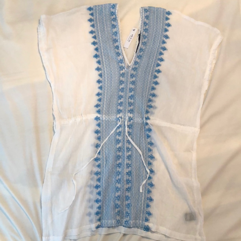 Beach cover up white and blue